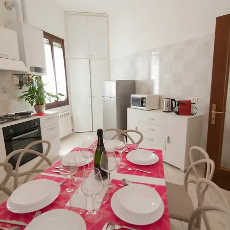 Riva Excelsior Apartment Venice